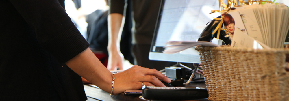 SalesAssociate